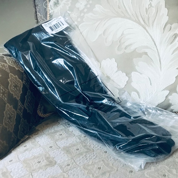 Adrienne Landau Genuine Suede Long Gloves - Picture 5 of 6